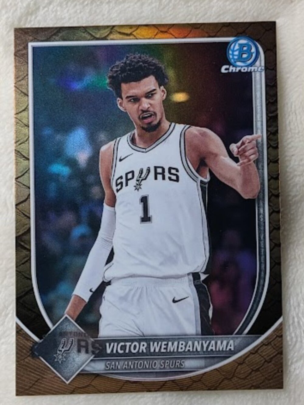 2025 Topps Bowman Reptilian Refractor VICTOR WEMBANYAMA #BCV-143